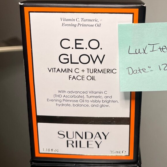 Sunday Riley C.E.O. Glow Vitamin C + Turmeric Face Oil – NEW / Unopened - Picture 3 of 10